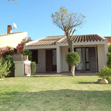 Casa Le Tuie 蒙特奈