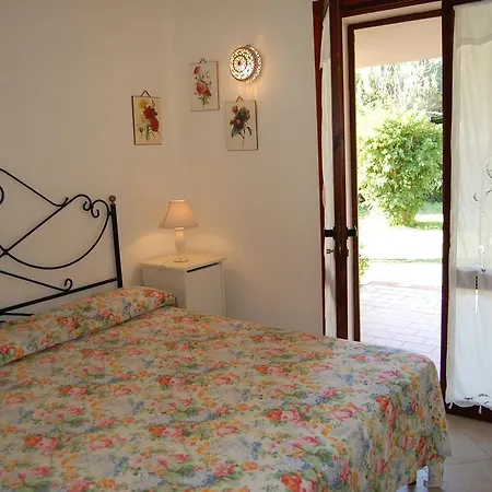 Casa Le Tuie 度假居 蒙特奈